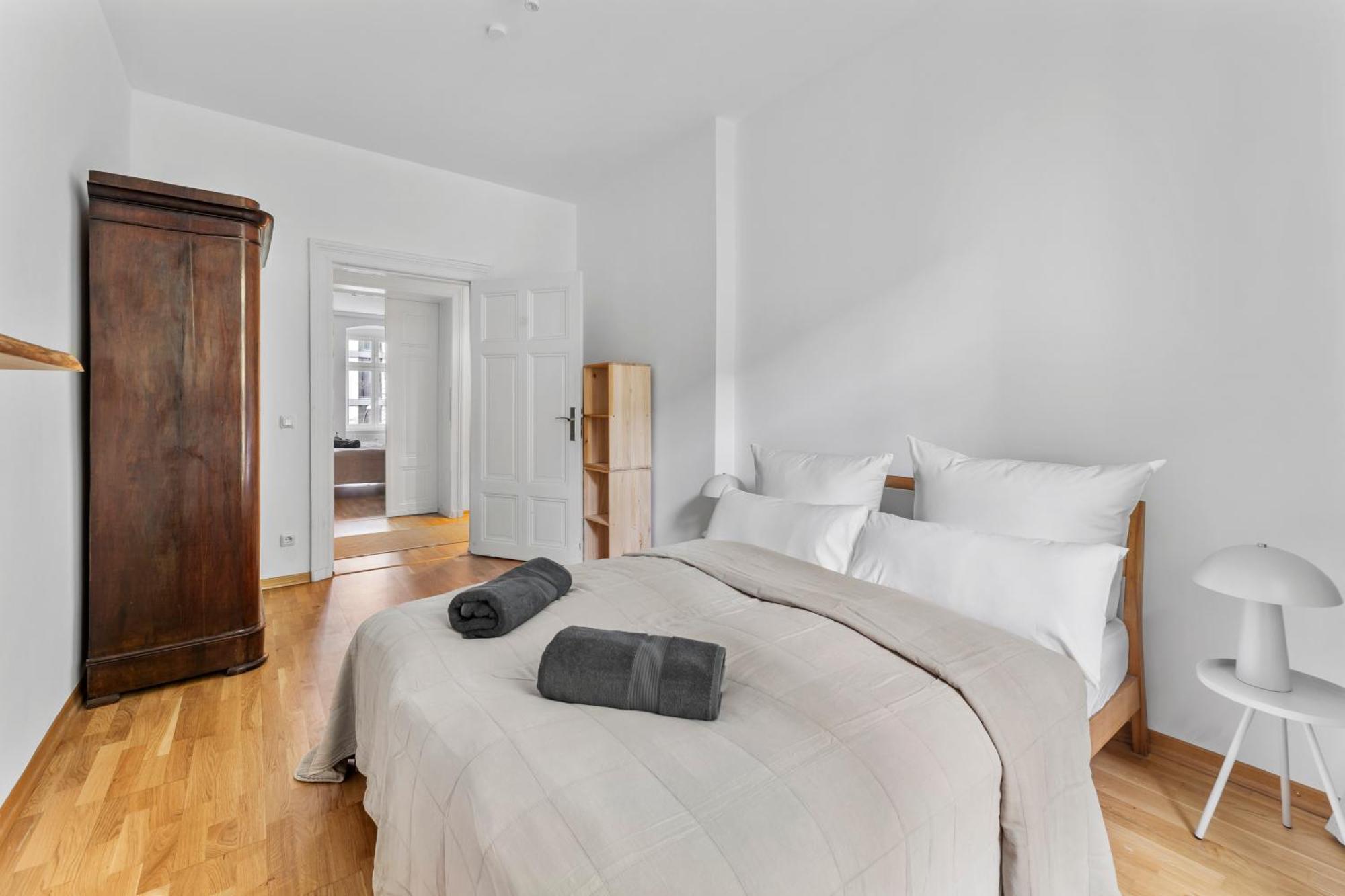 Stylish 120Sqm Appartment In Berlin-Mitte Экстерьер фото